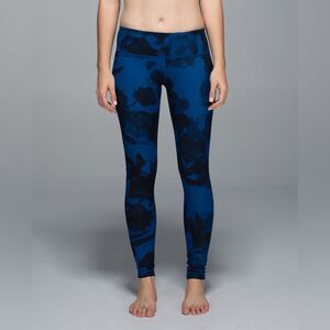 Lululemon Wunder Under Leggings – Jumbo Inky Floral Black Inkwell - Size 4